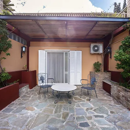 Corinthian Blue Retreat