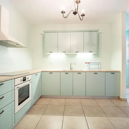 Corinthian Blue Retreat *