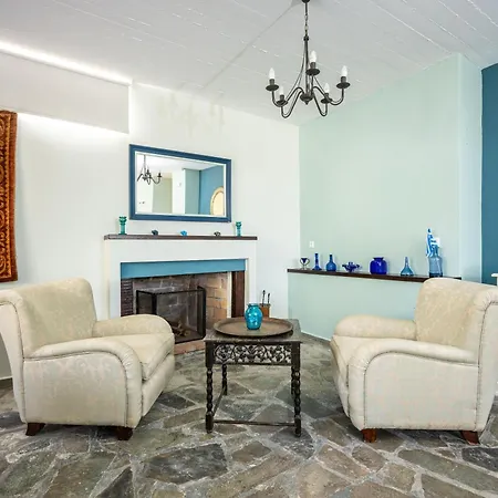 Corinthian Blue Retreat * Katakálion
