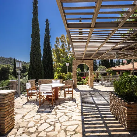Corinthian Blue Retreat וילה