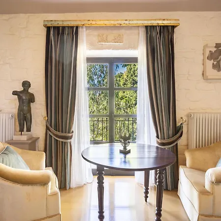 וילה Corinthian Blue Retreat *
