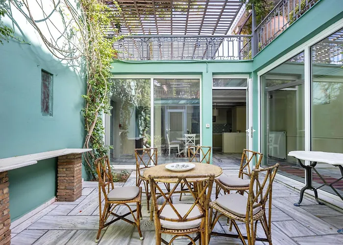 Corinthian Blue Retreat