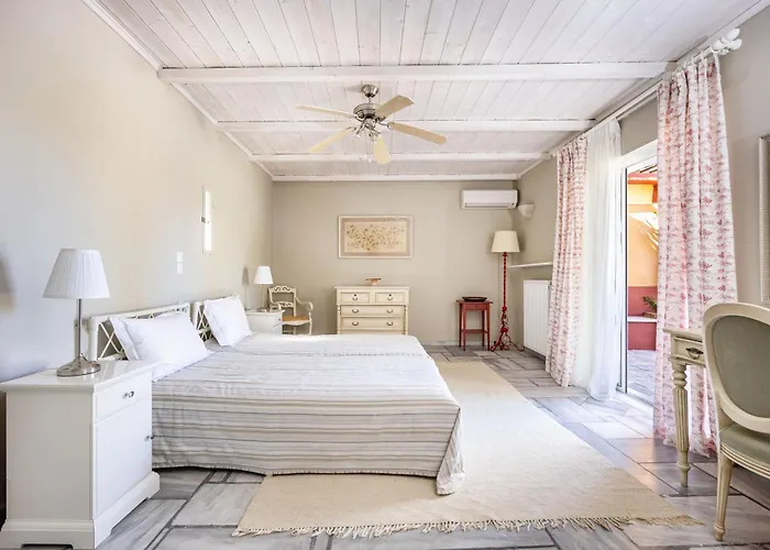 Corinthian Blue Retreat Βίλα